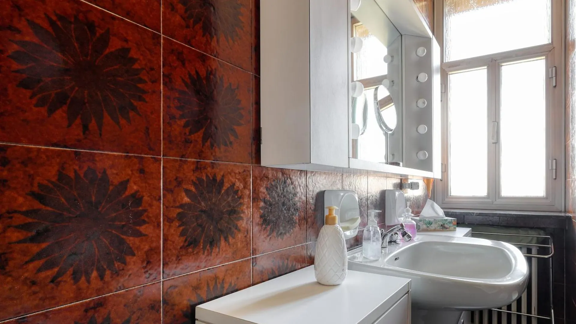 Apartament Urban Elegance With A View Viale Tunisia Mediolan